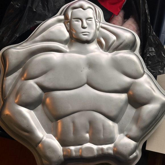 1977 vintage for Wilton Enterprises superman cake pan - Picture 1 of 3